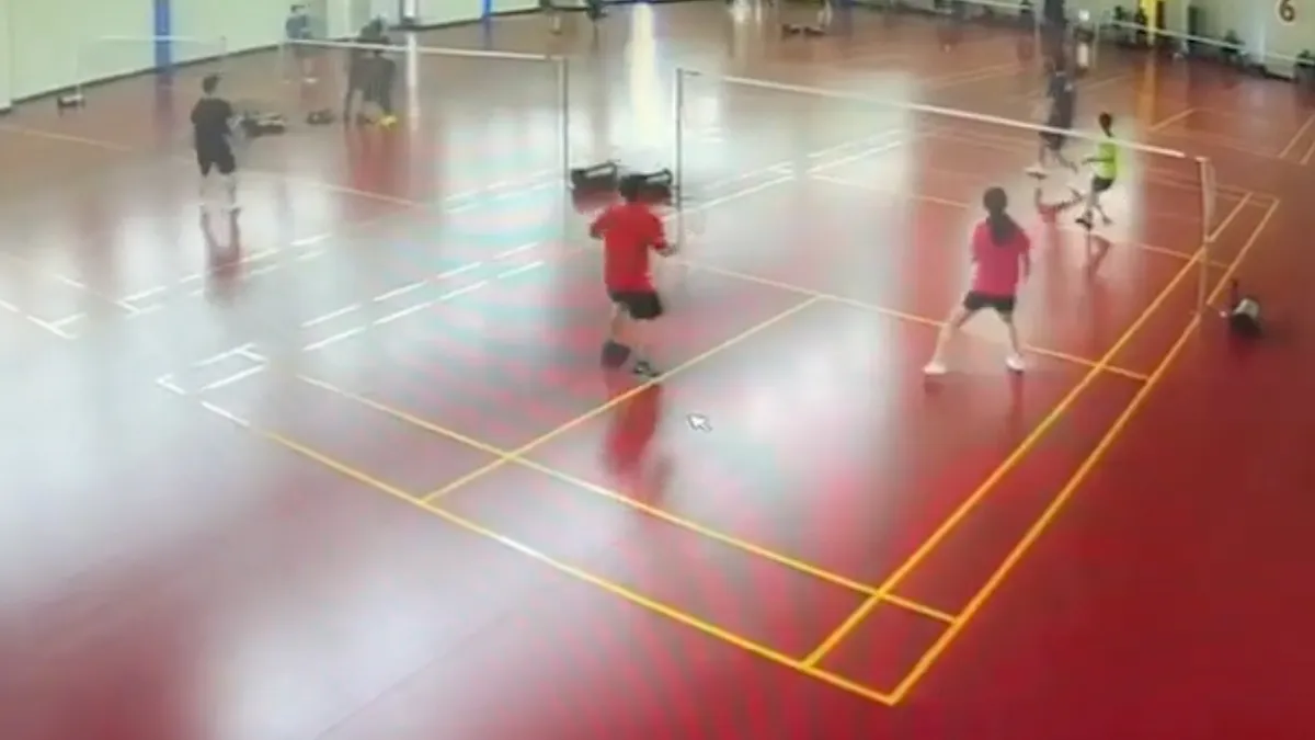 Stevige aardbeving in Taiwan zorgt ervoor dat dak badminton-hal naar beneden komt