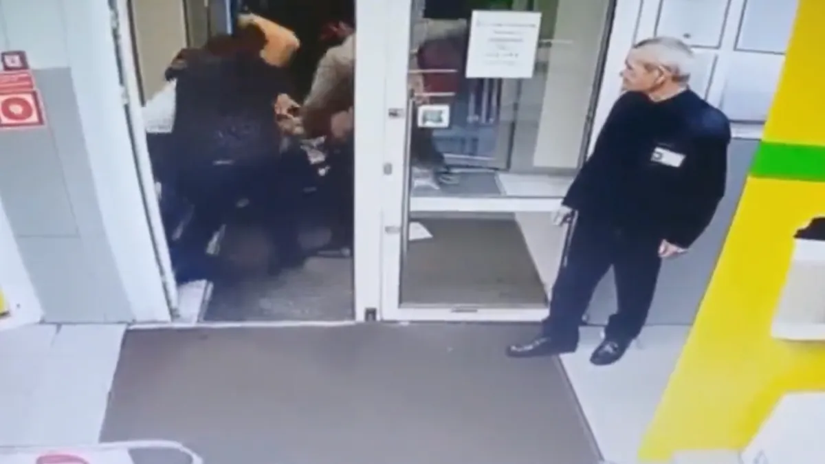 Beveiliger mengt zich liever niet in gevecht en schietpartij