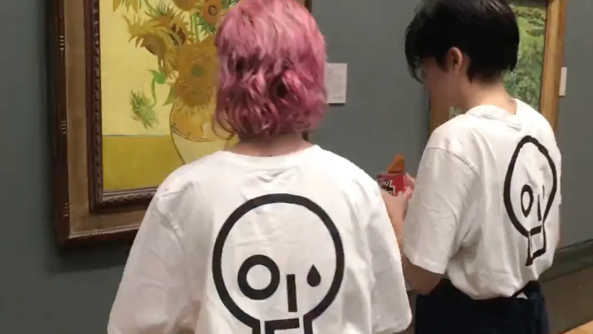 Milieuactivisten van Just Stop Oil gooien soep over Zonnebloemen van Vincent van Gogh