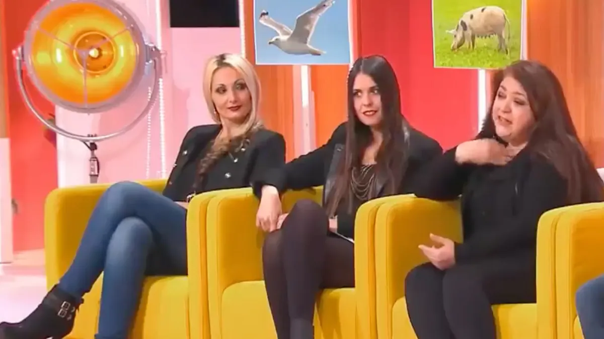 Als je verschillende mensen met een ongewone lach bij elkaar zet in een televisieprogramma