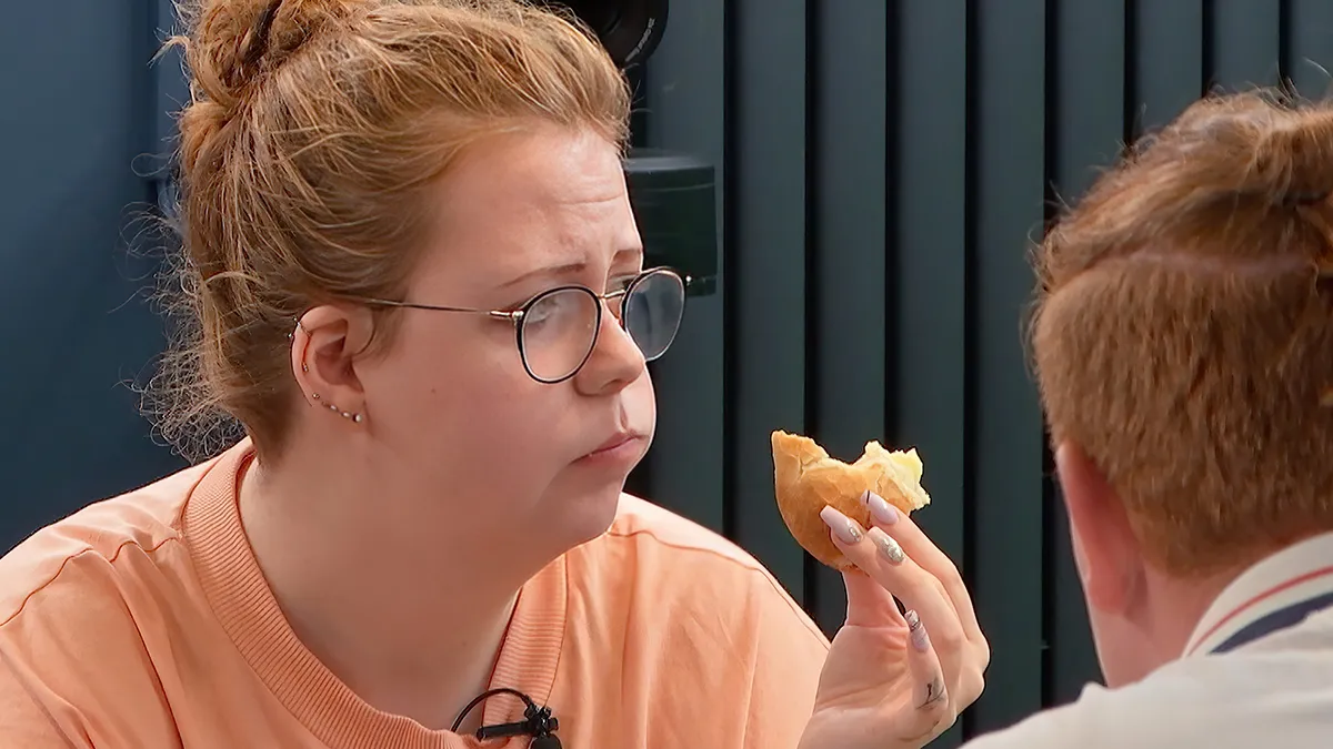 Ondertussen in Lang Leve de Liefde: Daphne heeft last van een enorm ochtendhumeur