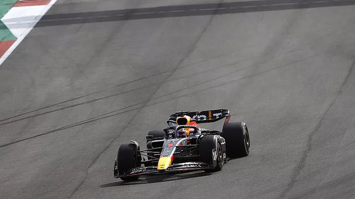 Verstappen haalt Hamilton in slotfase in en wint GP van Verenigde Staten