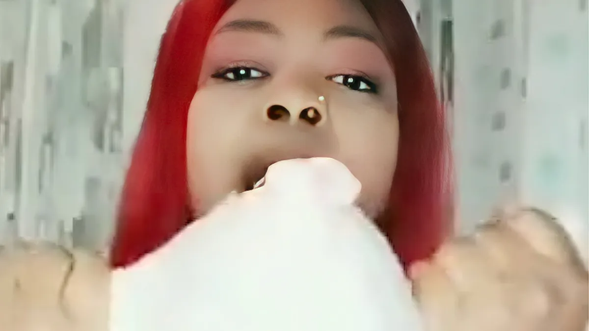 Wie is Jasmine White 403 op Tik Tok?