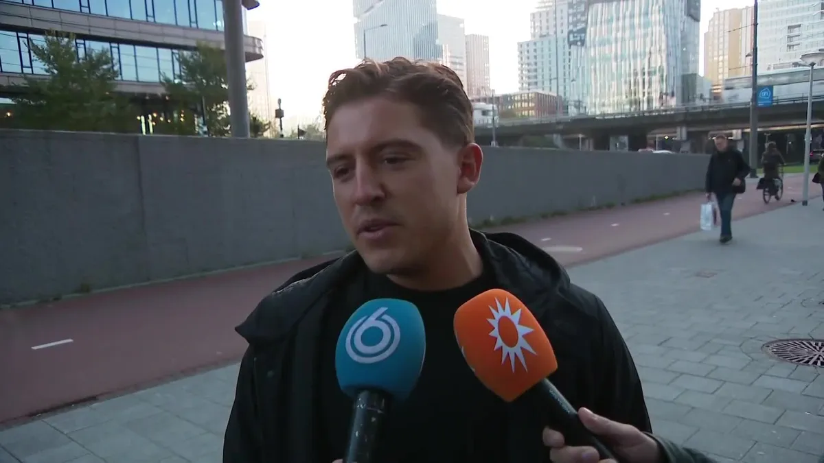 Lil Kleine en Jaimie Vaes kibbelen over horloges, servies en een broodrooster