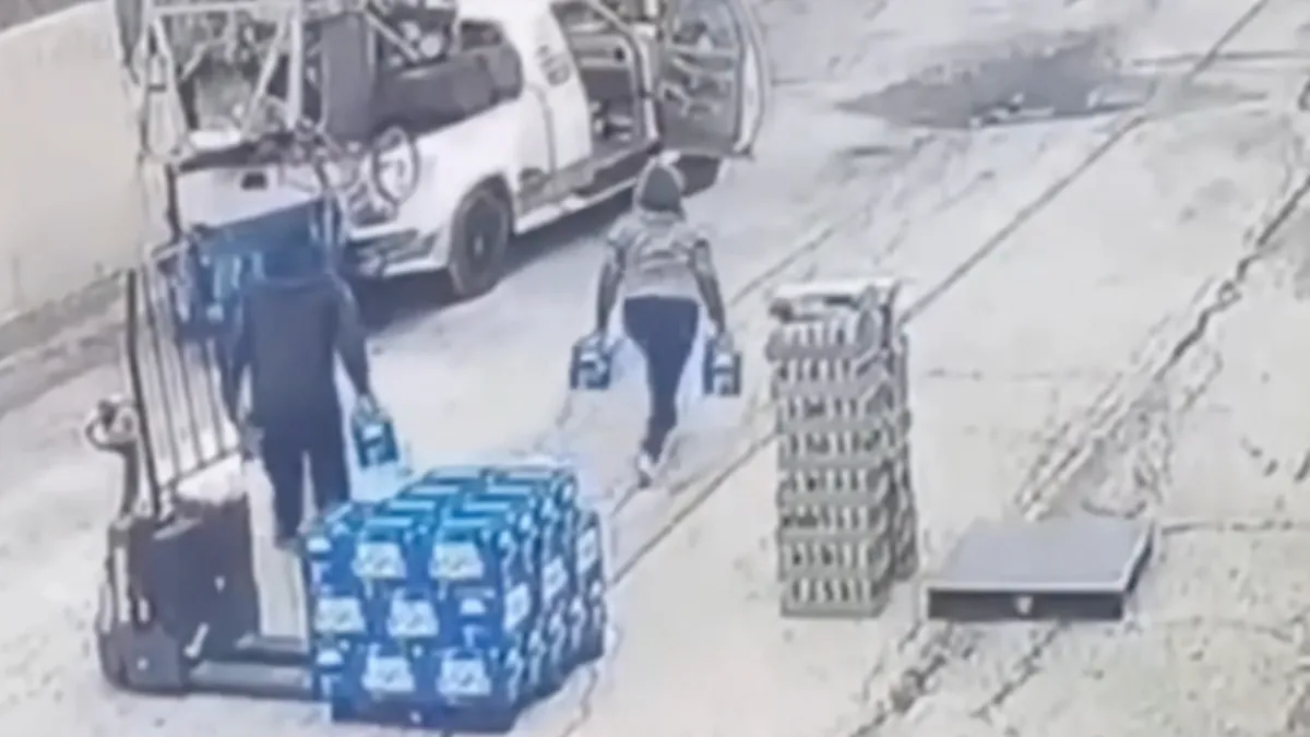 Instant karma voor bier dieven