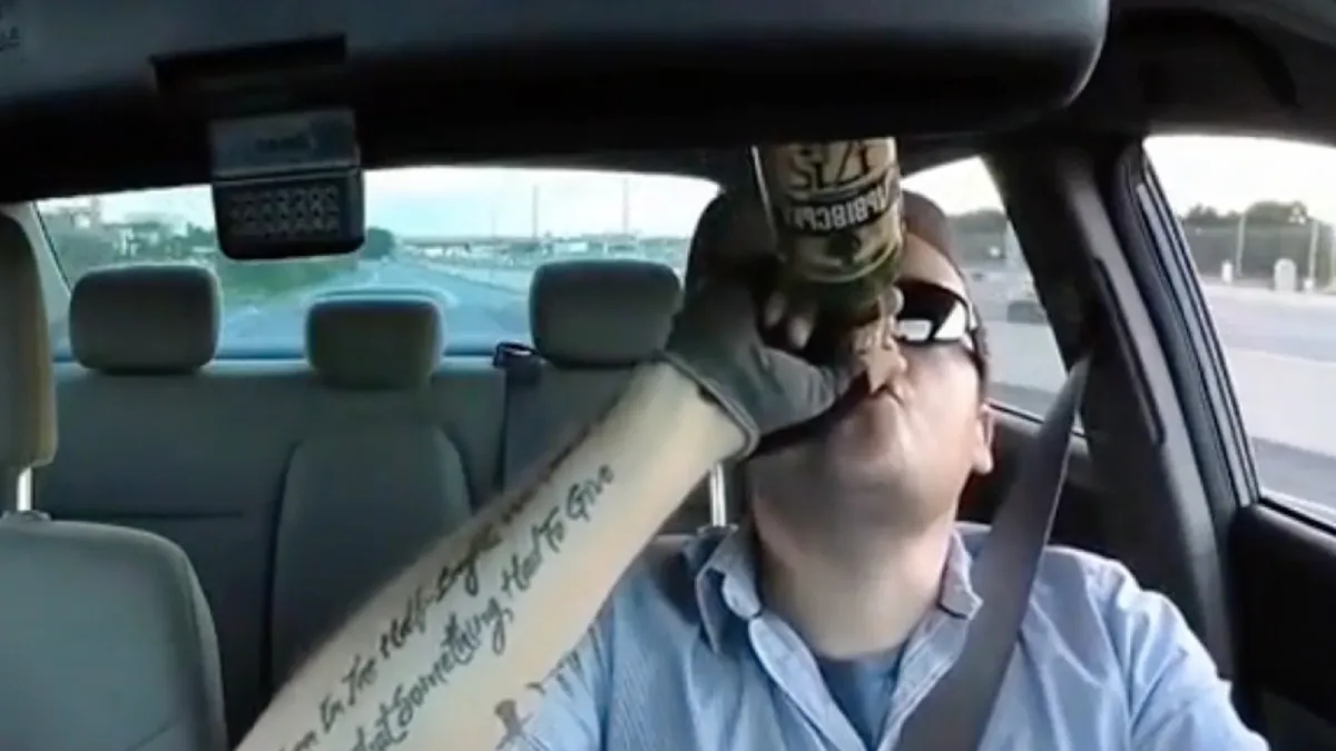 Bier drinken achter het stuur en dan jezelf straffen