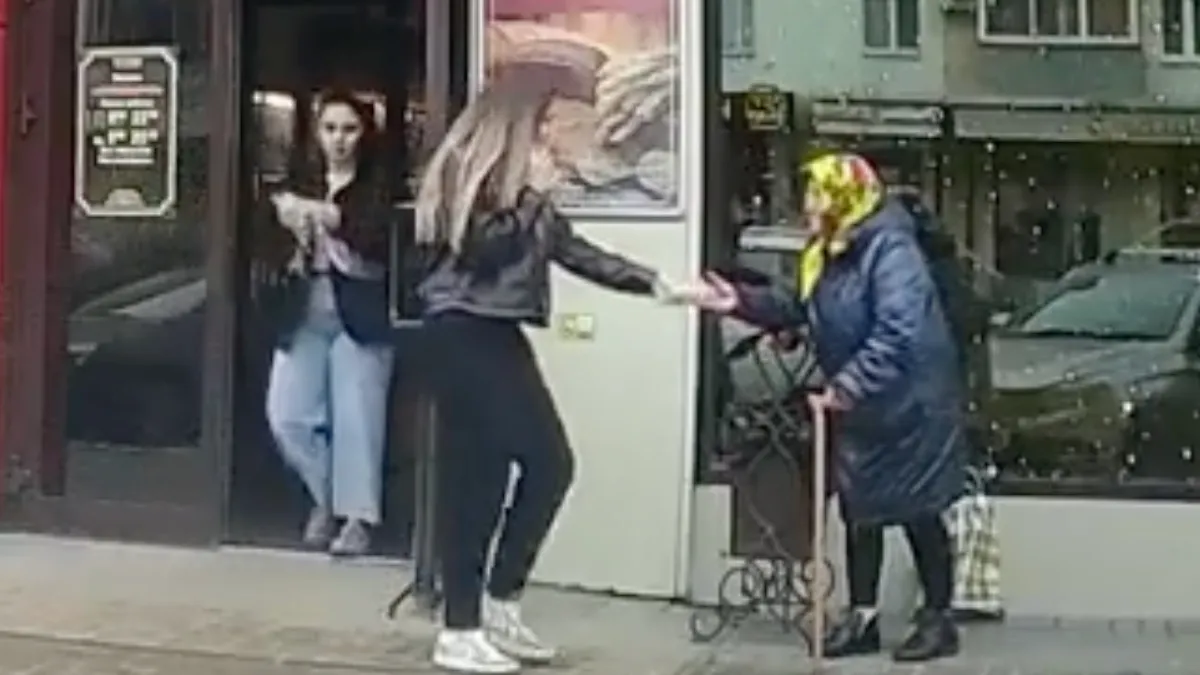Jongedame met hart op de juiste plek helpt bedelende oma zonder hart