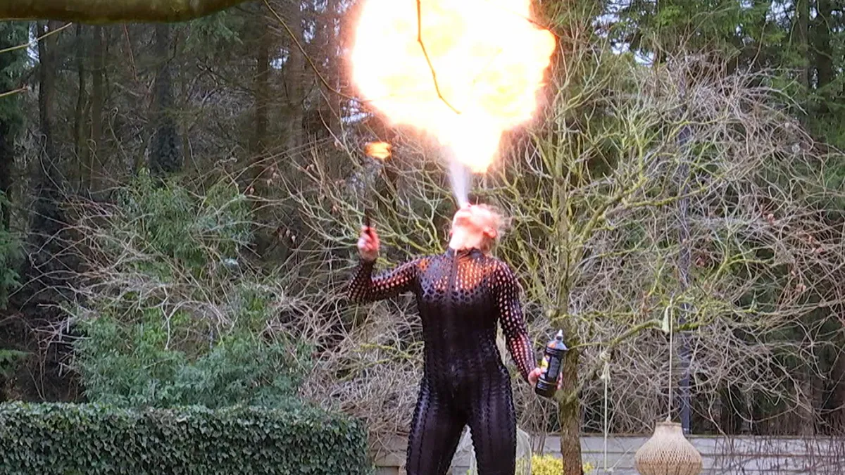 Ondertussen in Lang Leve de Liefde: "Malgorzata houdt van geschoren ballen"