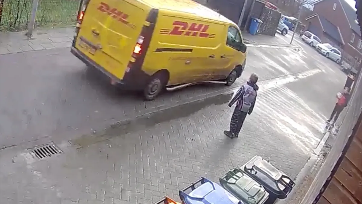 DHL bezorger doet waarschijnlijk mee aan Grand Prix van Barneveld