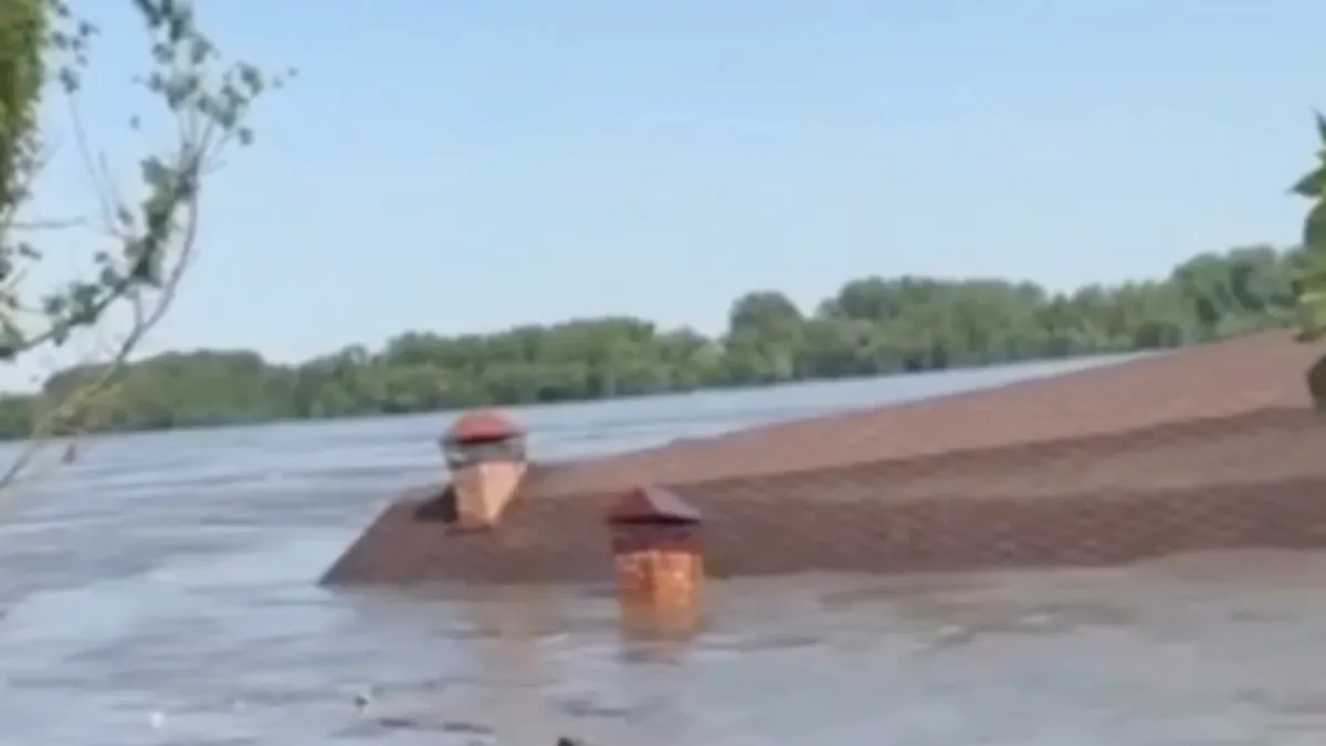 Zeg maar dag tegen je huis na opgeblazen Kachovka-stuwdam