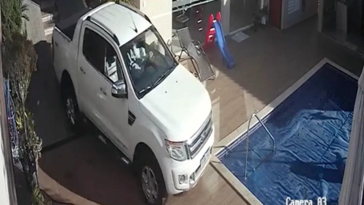 Deze man heeft het goed voor elkaar op een kleine stukje grond