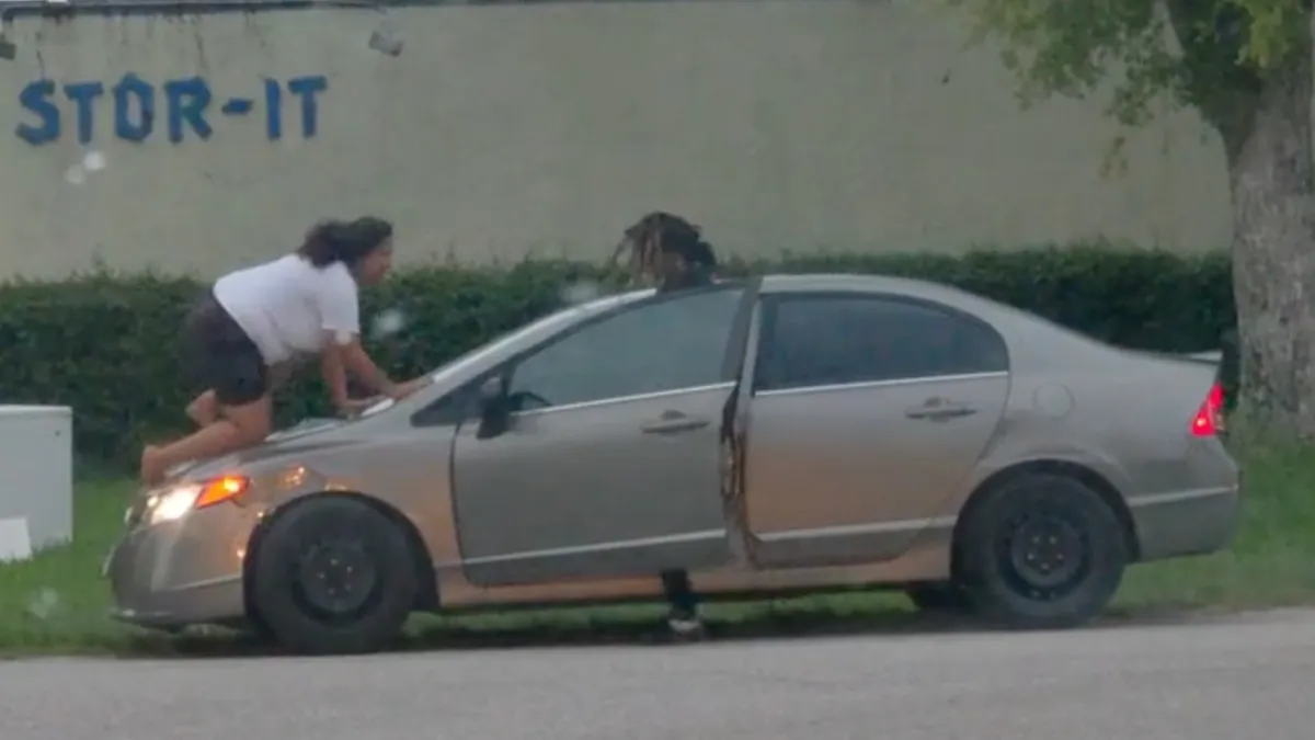 Een woordenwisseling loopt lekker uit de hand in Miami