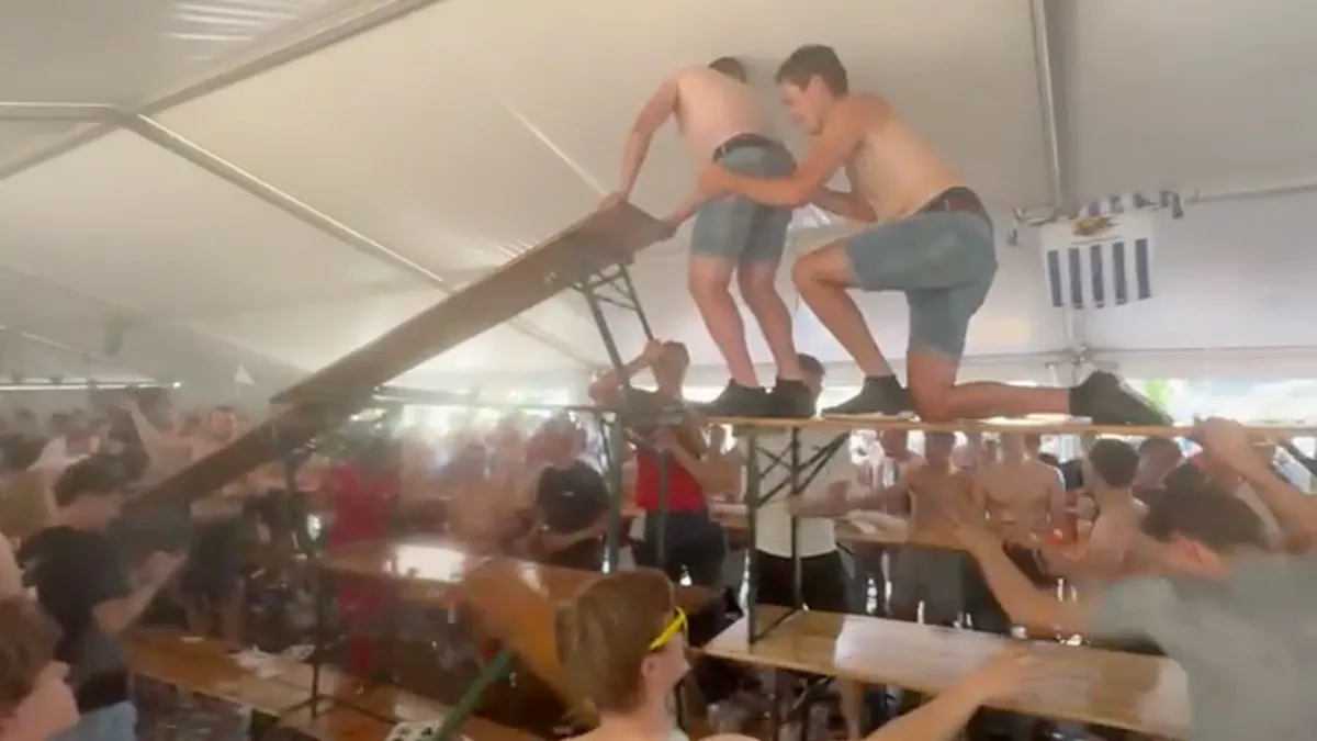 Het was niet het beste idee om van bank te glijden op kelderklasse-tournooi