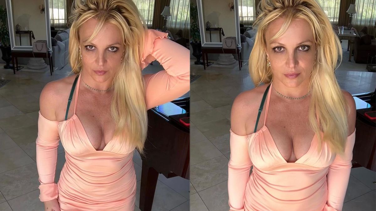 Britney Spears heeft een paal in huis gehaald en deelt video van paaldans-kunsten