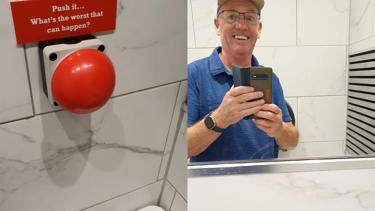 Kerel belandt op wc met grote rode knop en kan maar één ding doen