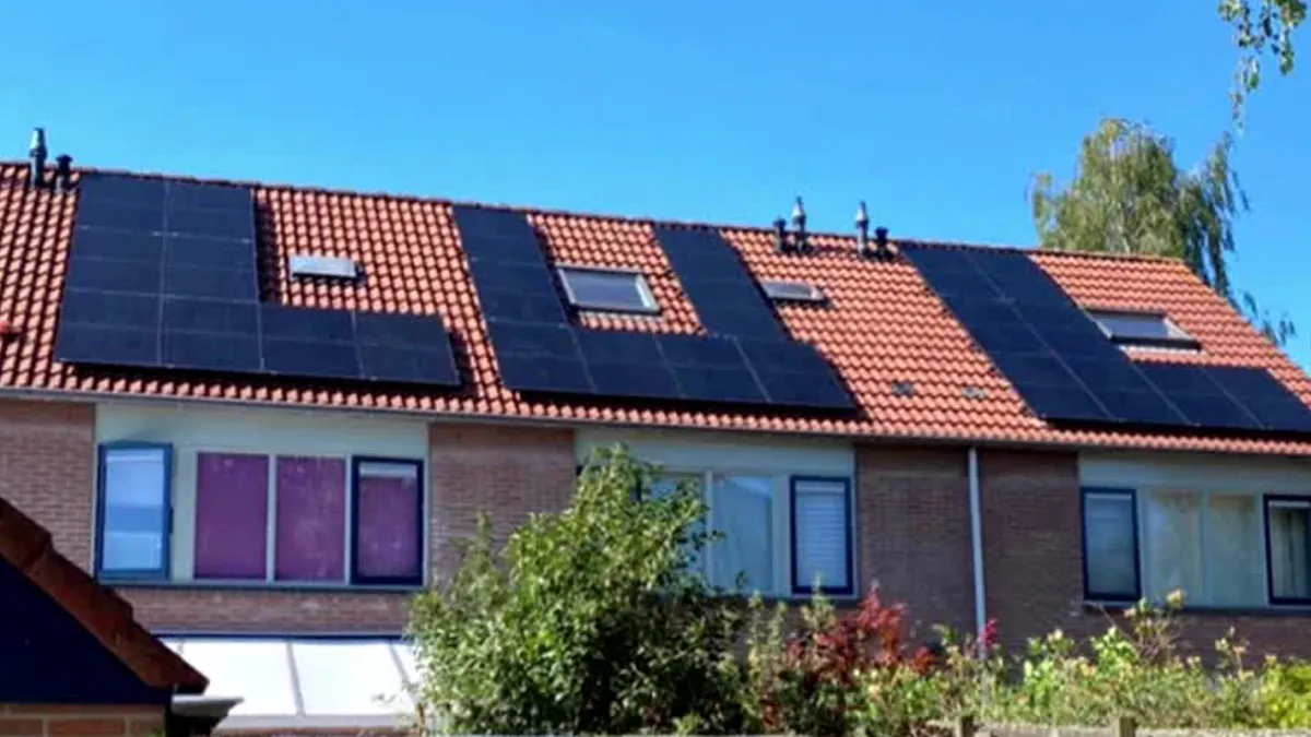 thumb vk zonnepanelen in doorn als letters l u en l neergelegd gemeente is niet blij