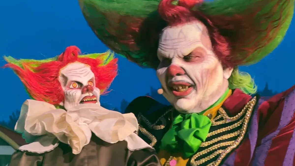 thumb vk eddie de clown heeft een nieuw vriendje en samen gaan ze er lekker hard in