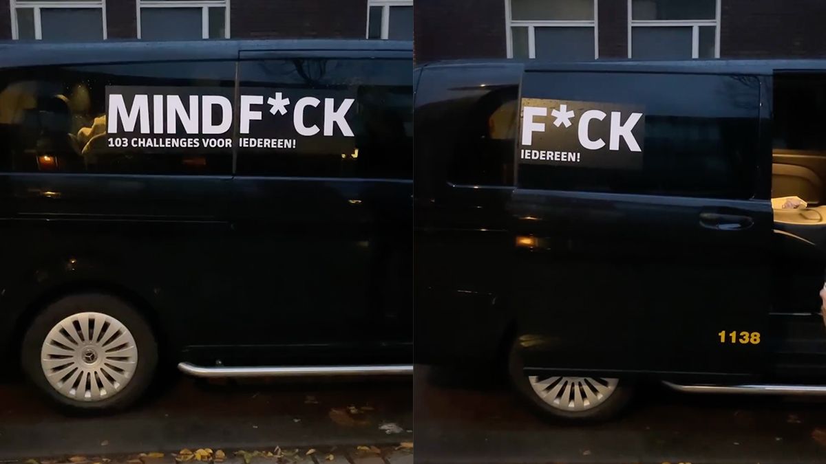 Bedachte blunder met bestickering op busje Victor Mids: 'F*ck iedereen'