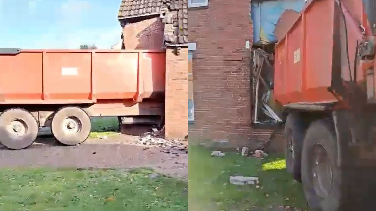 Dumper schiet los van trekker en deze rijdt dwars door gevel van huis in Holte