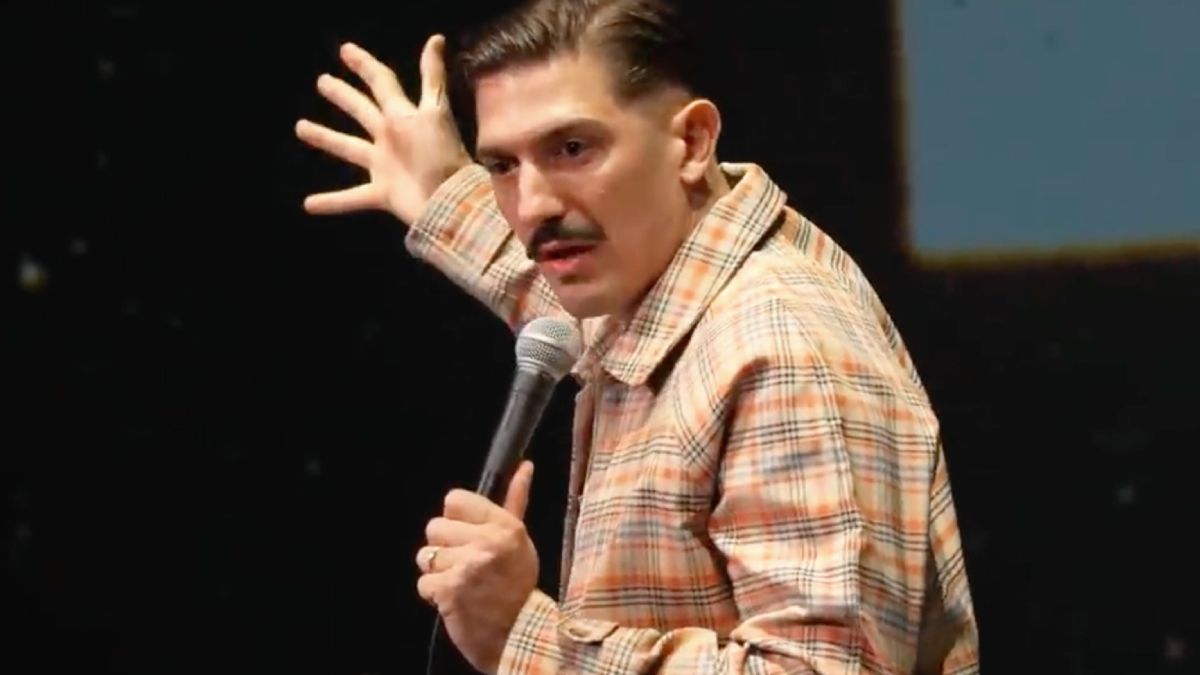 Stand-up comedian Andrew Schulz mengde zich even in de pietendiscussie