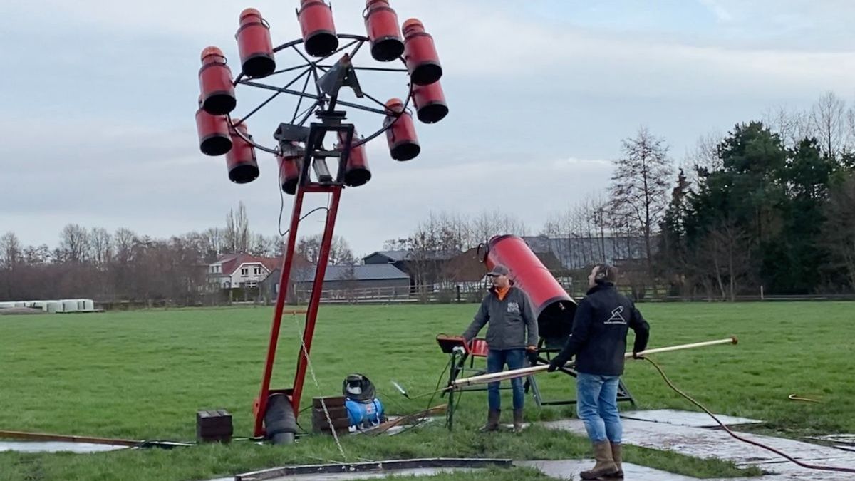 In Nijkerk hebben ze een carbid-schietmachine waar ze in Amersfoort zenuwachtig van zouden moeten worden