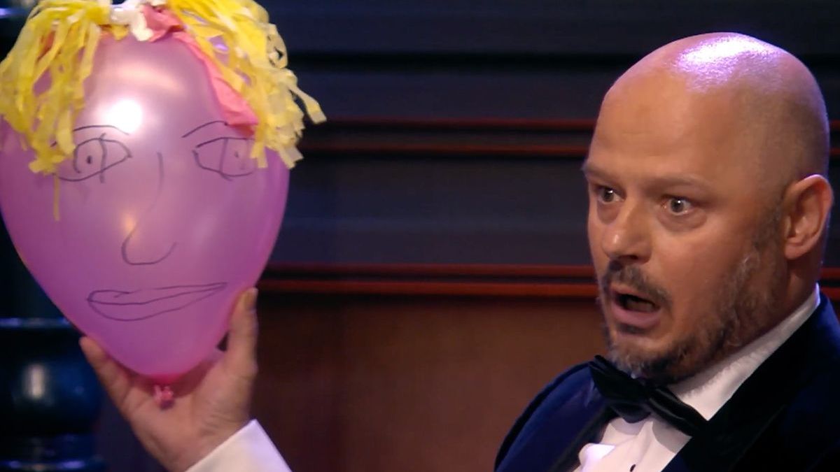 Bas Hoeflaak, maker van het Fluitlied, doet 'Het Ballon Lied' in LOL: Last One Laughing