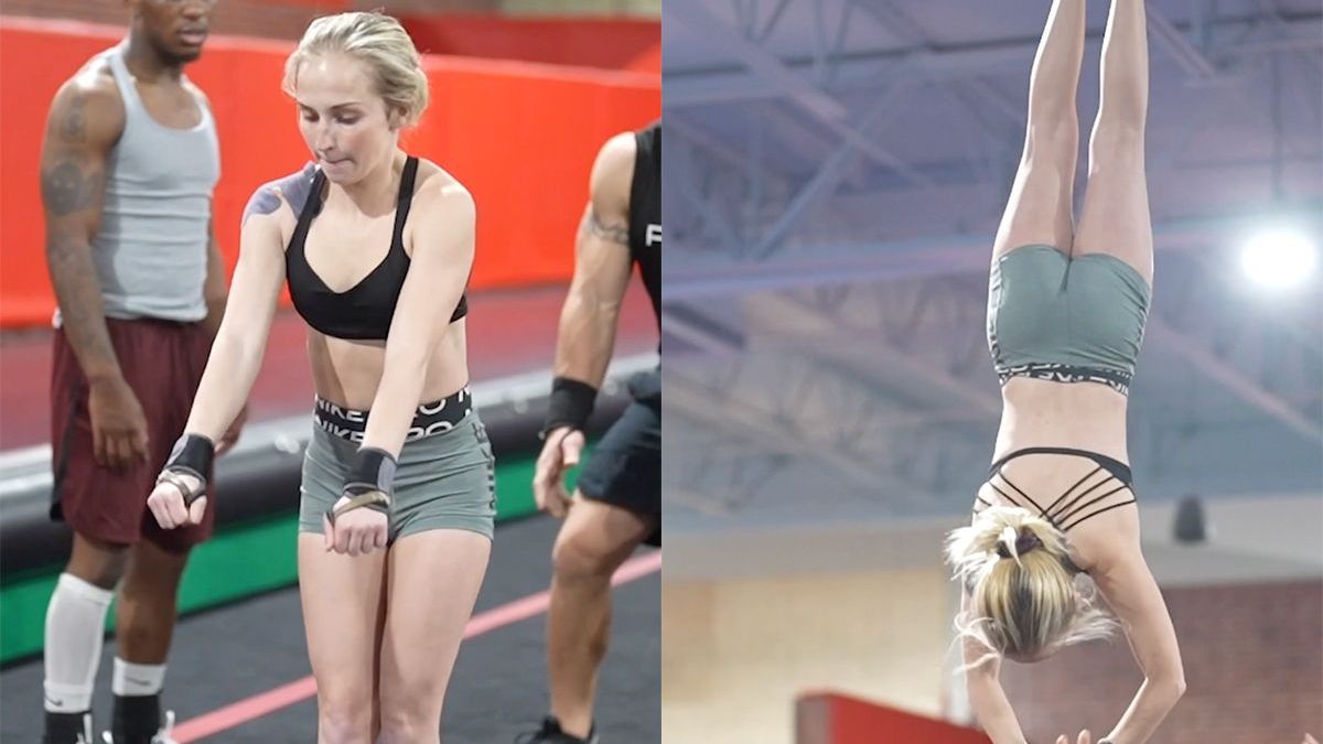 Cheerleader laat zien hoe kracht, balans, timing en evenwicht allemaal samenwerken
