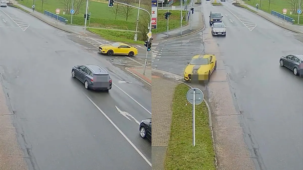 thumb vk bizar ongeluk waarbij een mustang veel schade oploopt op een kruispunt