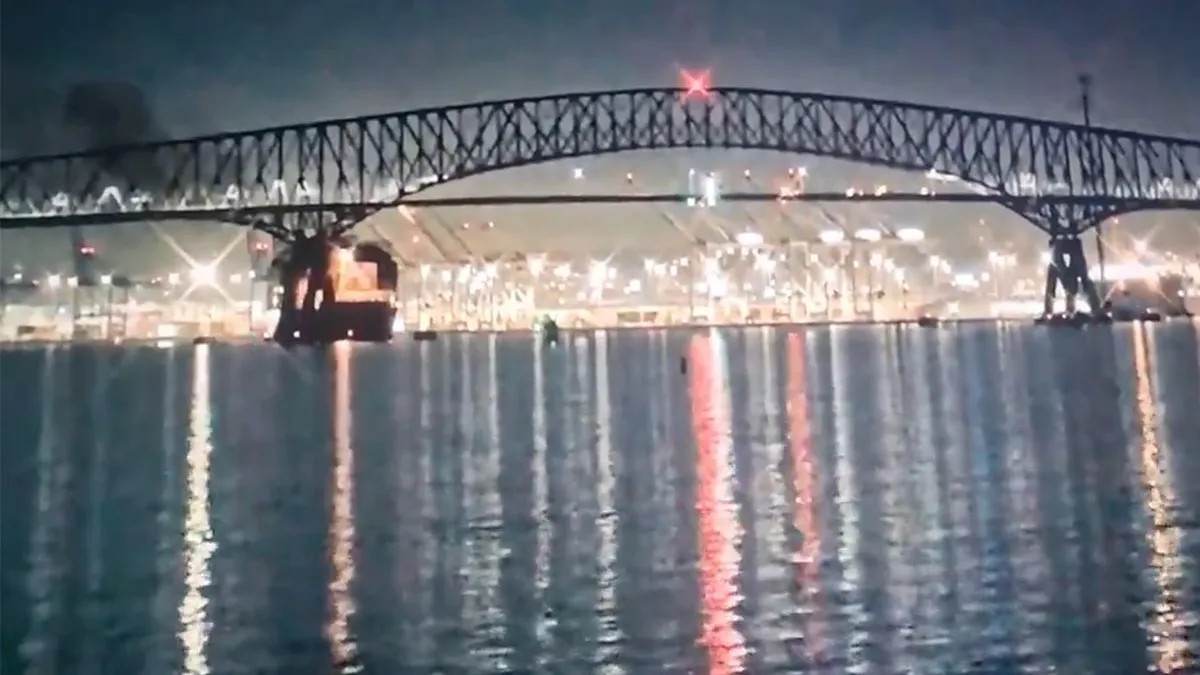 thumb vk video francis scott key bridge in baltimore stort in na aanvaring met vrachtschip