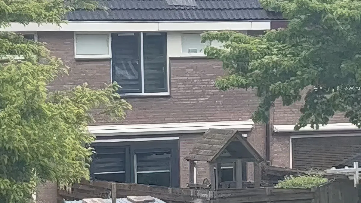 thumb vk man wide waarschijnlijk actie in de ochtend nu is zijn vrouw heel boos