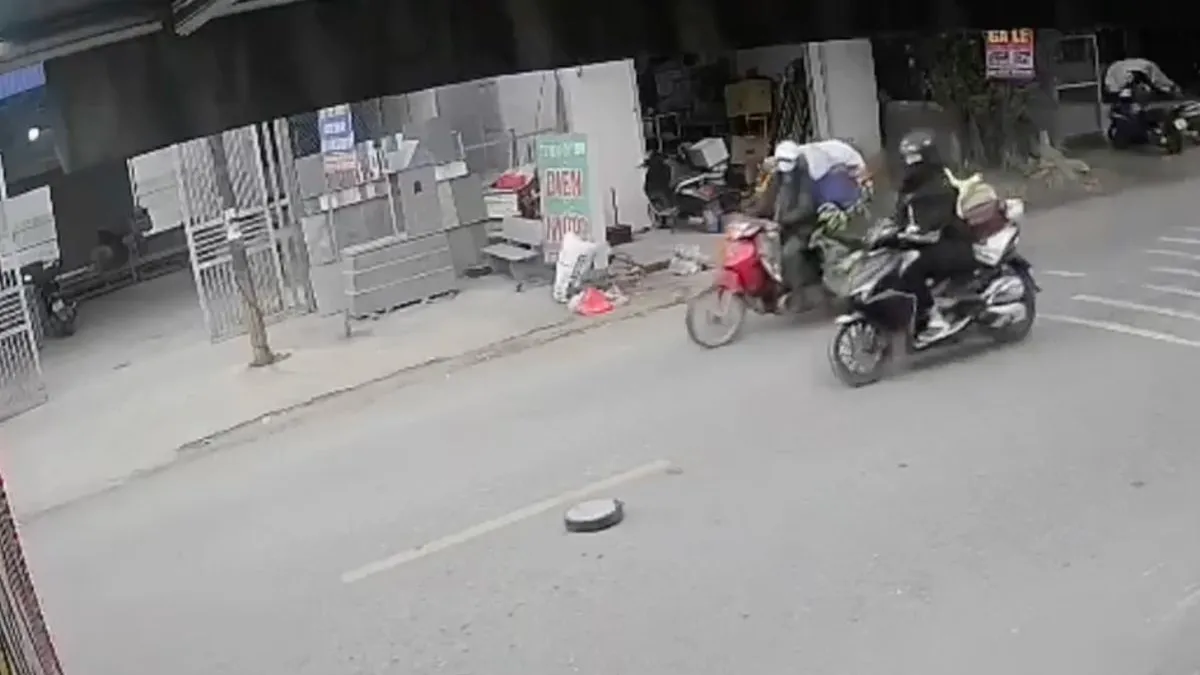 thumb vk robotstofzuiger vergeet dat hij een stofzuiger is en crasht