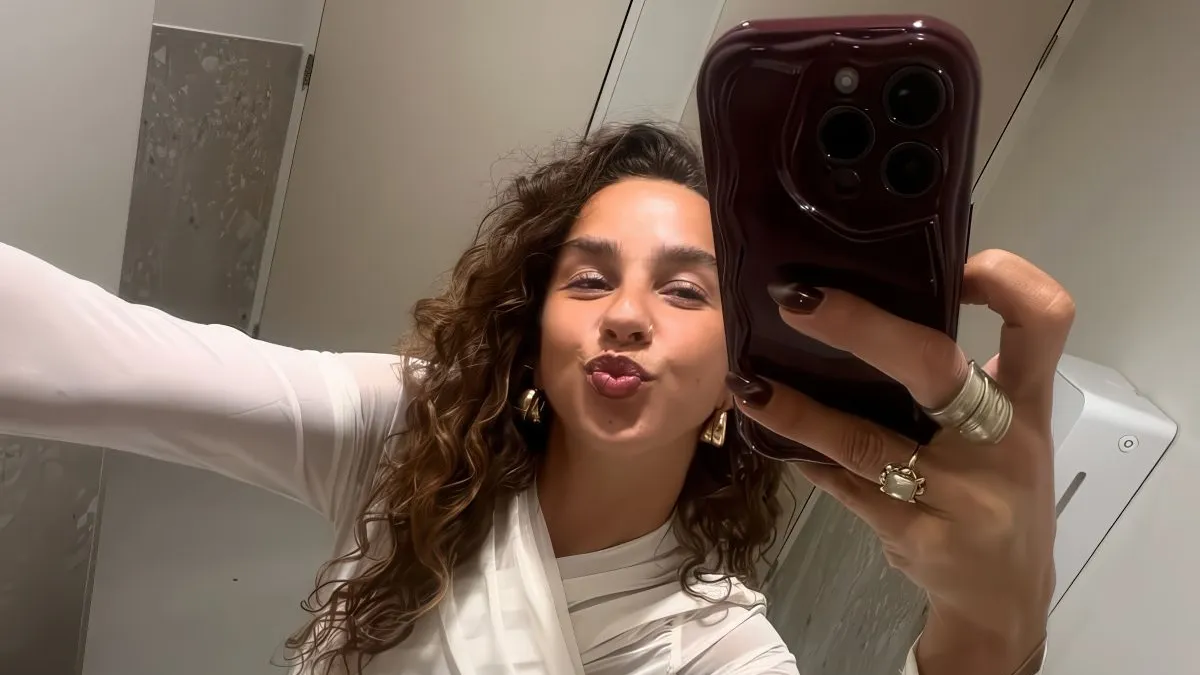 thumb vk buiten is het fris binnen kun je kijken naar gina july