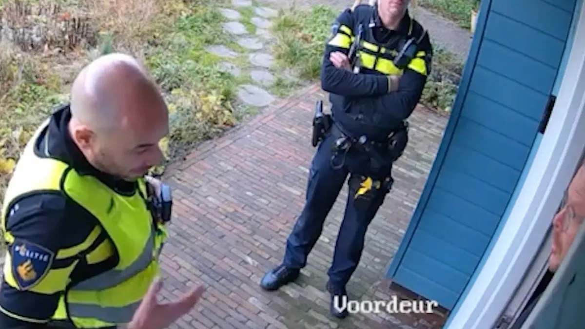 thumb vk jan roos deelt beelden van aanhouding en bespreekt zijn satirische oproep tot geweld