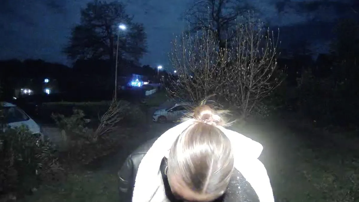 thumb vk slimme deurbel is getuige dat kerstborrel top was en dat er valse lucht uit moest