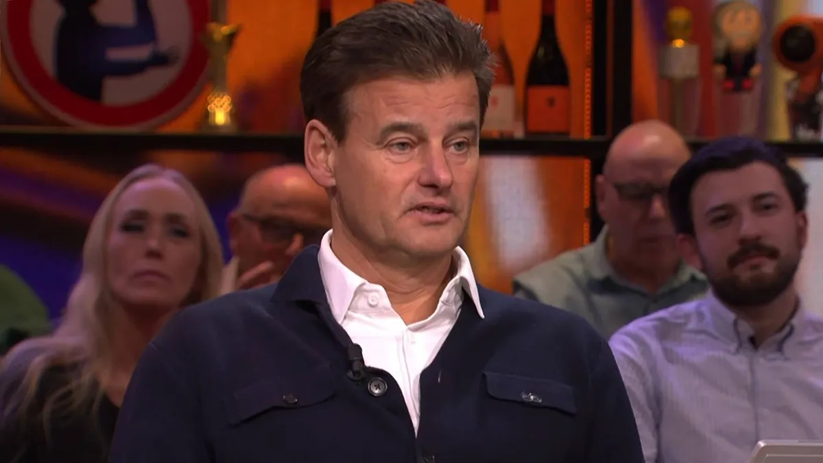 thumb vk wilfred genee zichtbaar aangedaan over brand bij zijn woning het is even allemaal kt