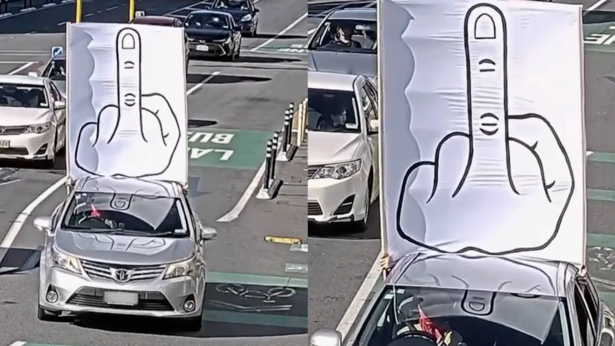 thumb the finger