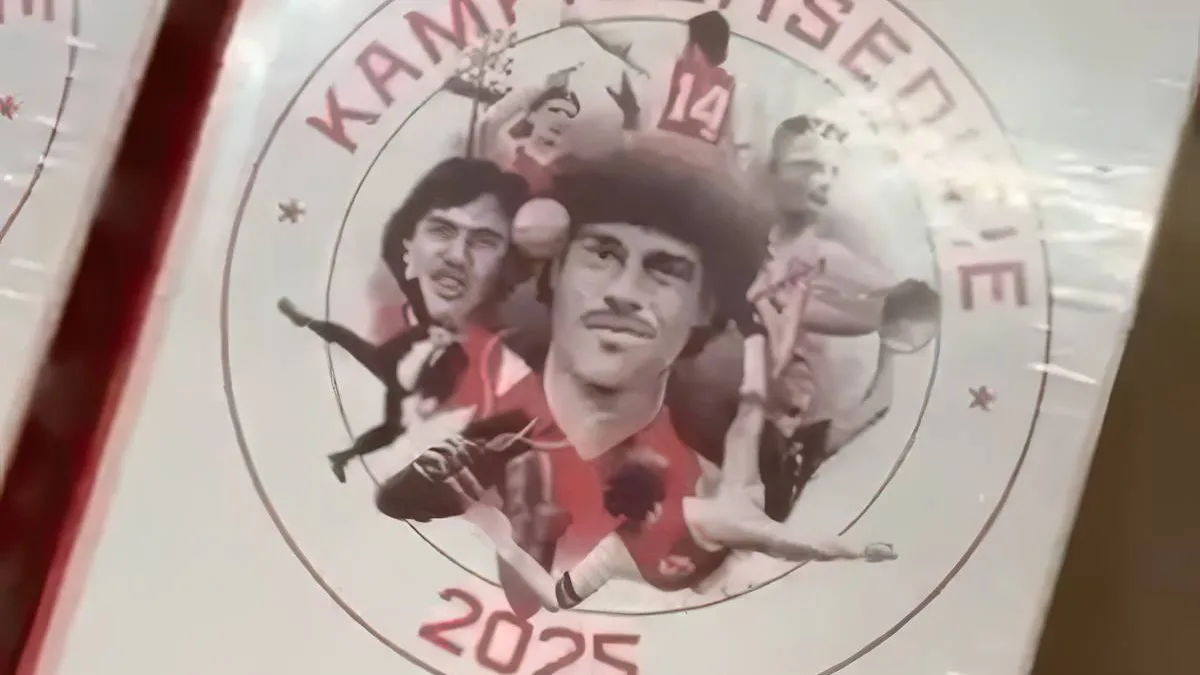 thumb vk nooit verkrijgbaar ajax kampioenseditie 2025