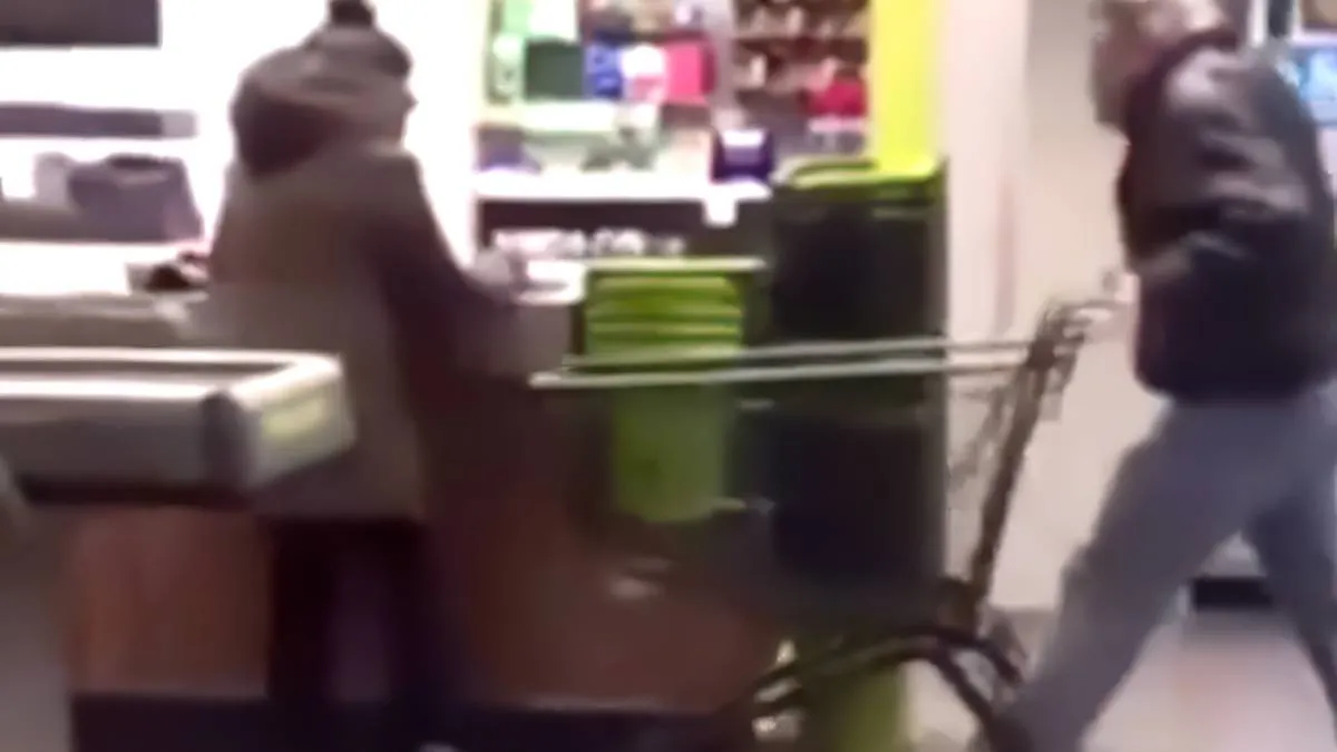 thumb vk gewelddadige aanval met winkelkarretje in supermarkt in harlingen