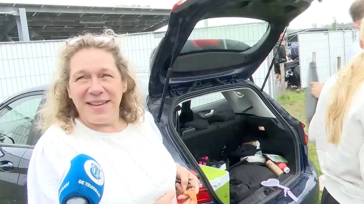 thumb vk moeder brengt kinderen naar defqon 1 weet wat ze uitspoken en hoopt op een rustig weekend