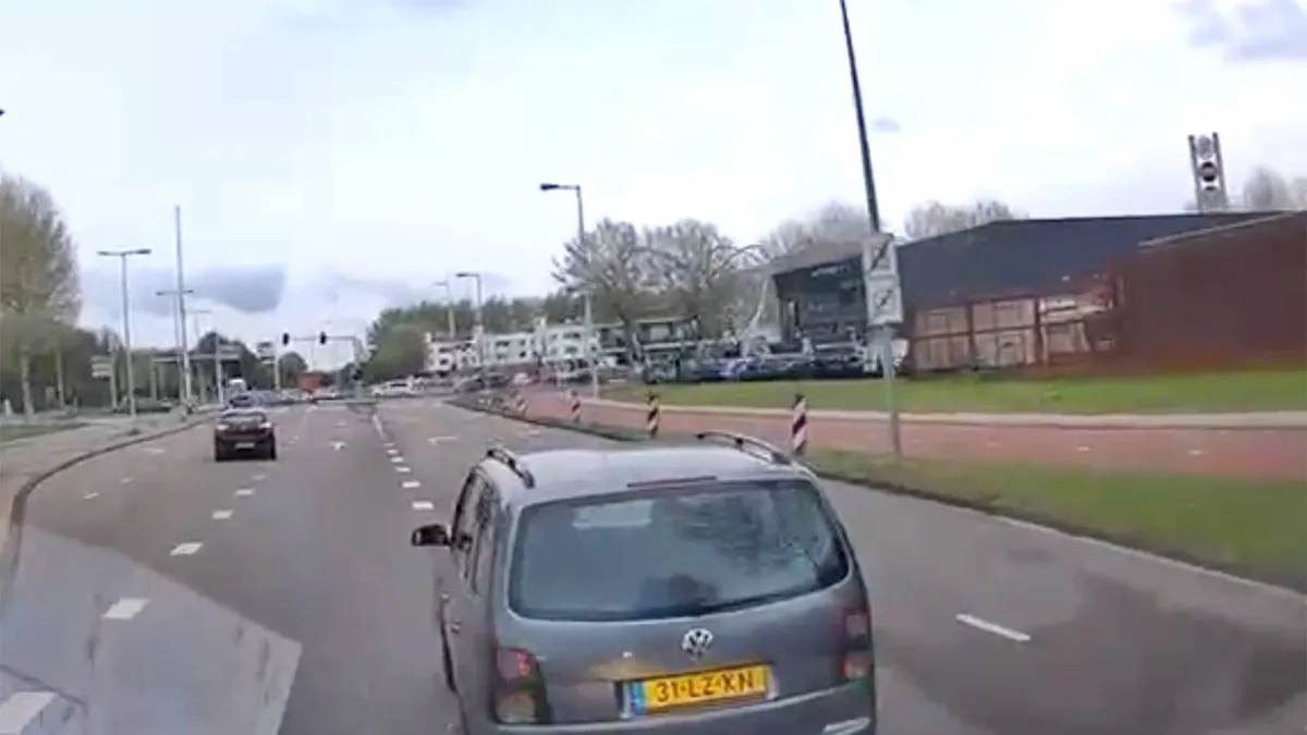 thumb_vk_Bestuurders_houden_wedstrijdje_ruziemaken