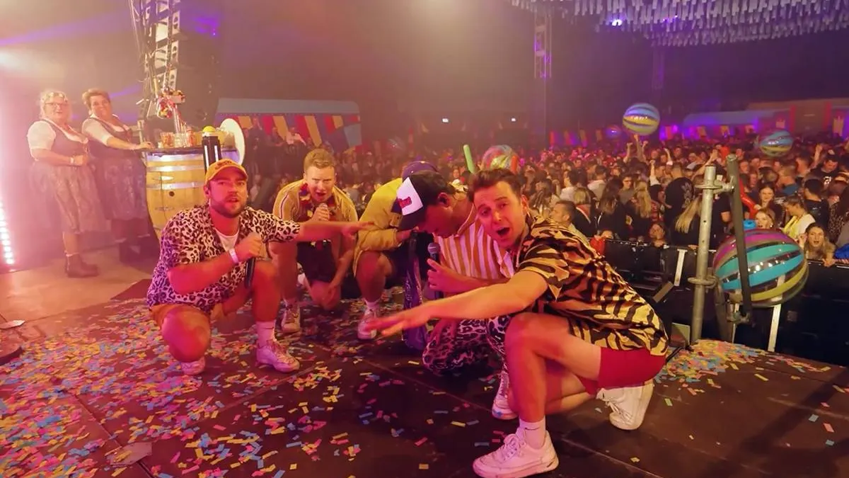 thumb vk op zeker dat baila de gasolina van effe serieus de zomerhit is van 2025