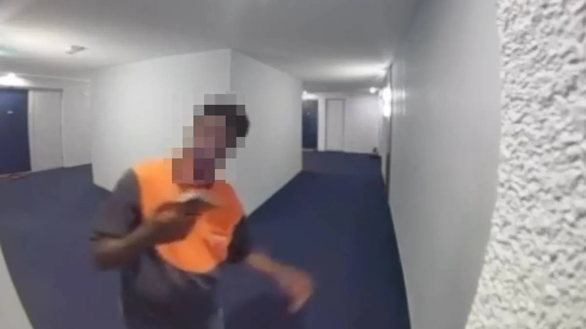 thumb_vk_Bezorger_geen_medewerker_van_de_maand_en_binnenkort_genoeg_tijd_om_te_voetballen