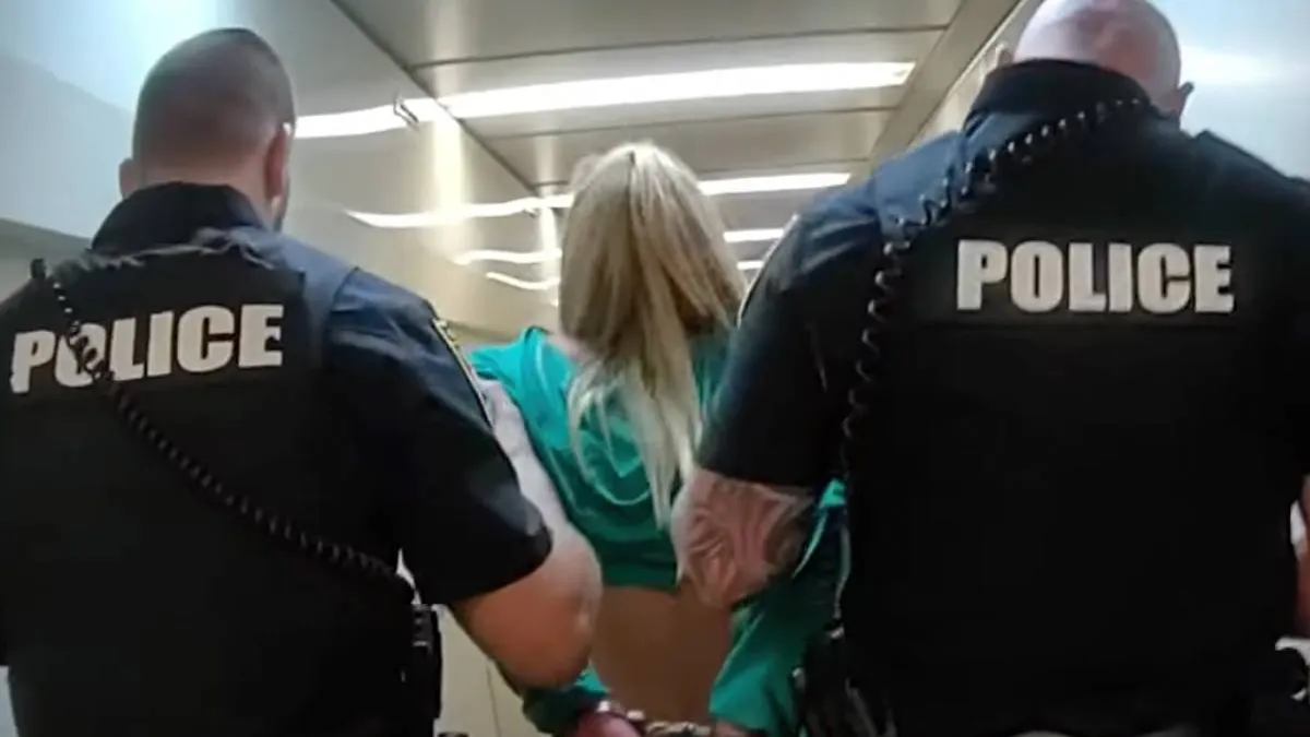 thumb_lauren_nash_show 2025-09-17 om 10.55.24