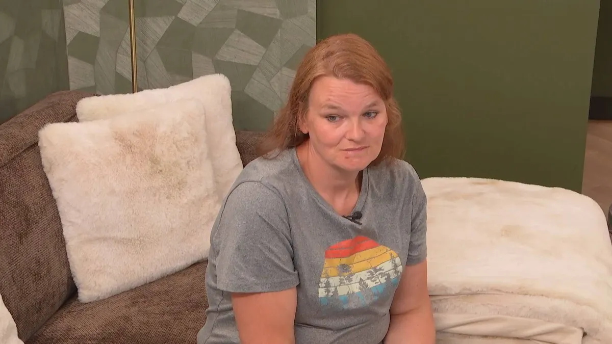 thumb_vk_Ondertussen_in_Lang_Leve_de_Liefde_lange_ongemakkelijke_stilte_met_date_die_al_16_weken_zwanger_is