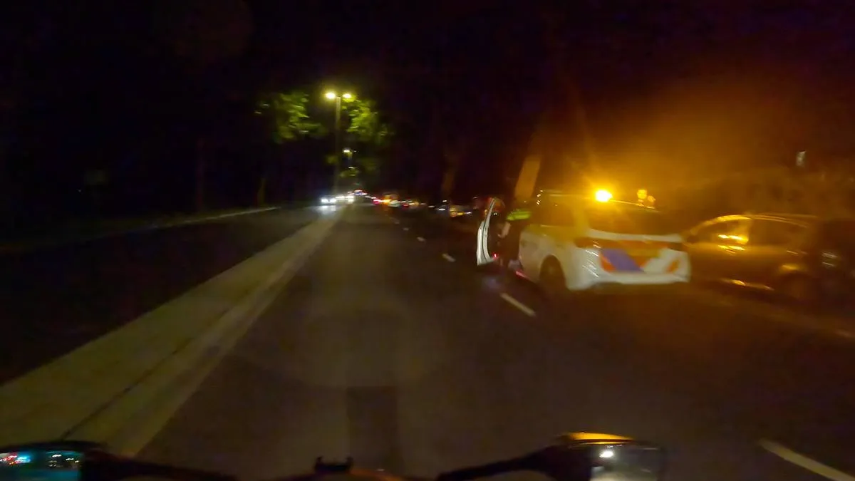 thumb_vk_Hele_rappe_motorrijder_heeft_geluk_met_deze_agent