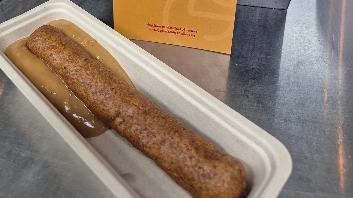 thumb_vk_Snackbar_eigenaar_doopt_snack_Jos_Brinkie_om_tot_Rob_Jetten_en_gaat_viraal