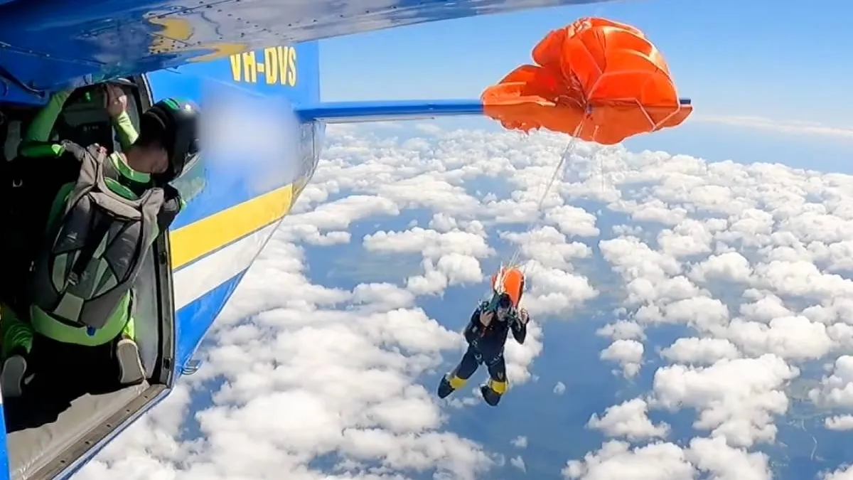 thumb_parachute_oeops