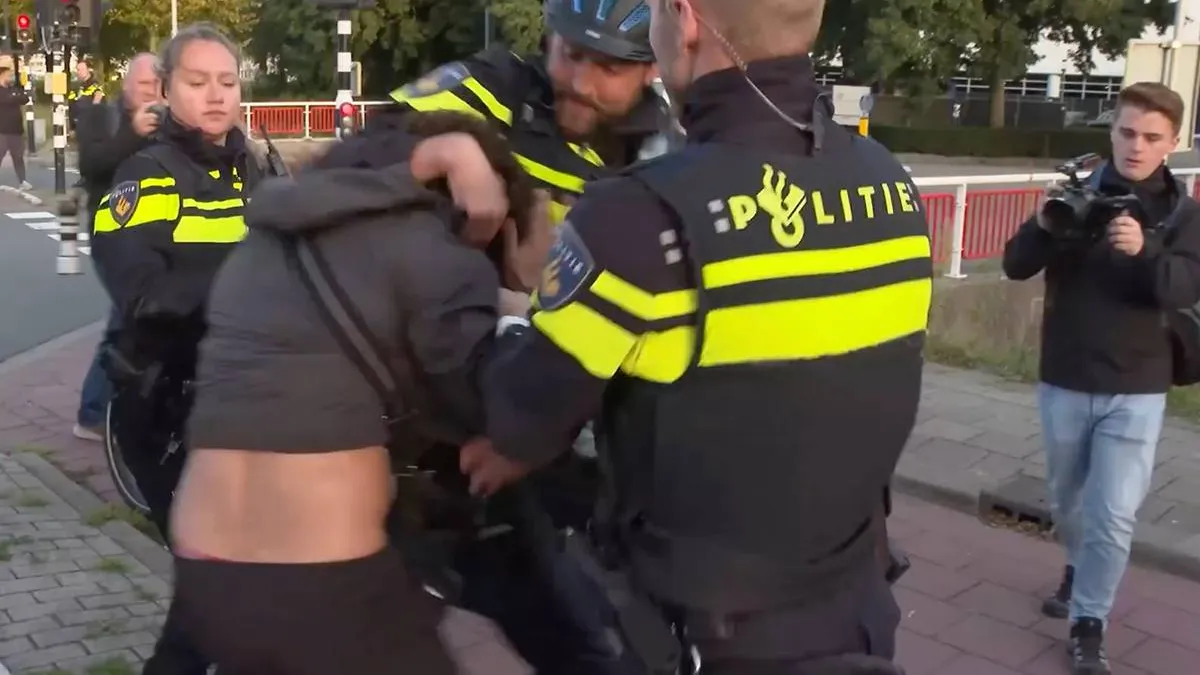 thumb_vk_Rellen_rellen_en_nog_eens_rellen_2025_stond_in_het_tegen_van_geweld