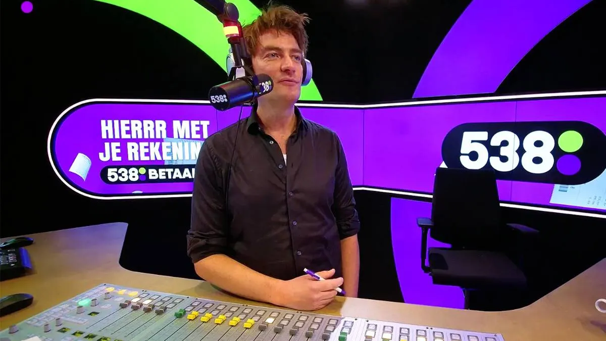 thumb_vk_Frank_Dane_voor_het_eerst_weer_op_de_radio_na_overlijden_broer_Robert_Jensen_Gelukkig_was_ik_daar