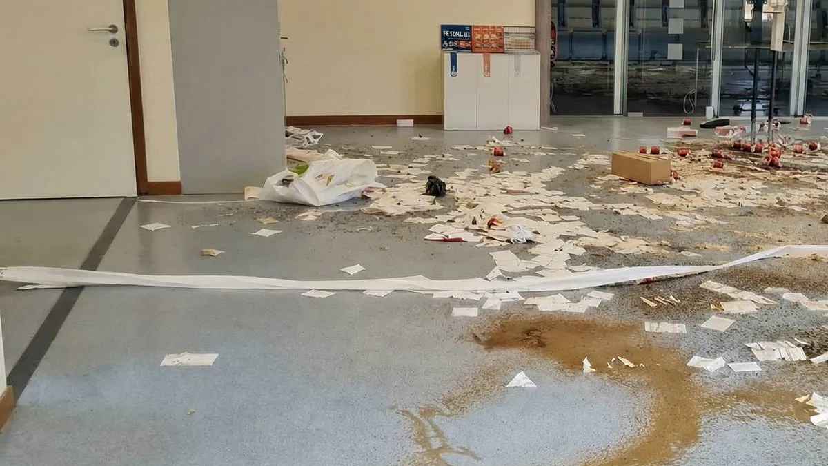 thumb_vk_Kinderen_10_en_11_richten_doelbewust_ravage_aan_in_ziekenhuis_Schiedam_wat_is_er_toch_mis_daar